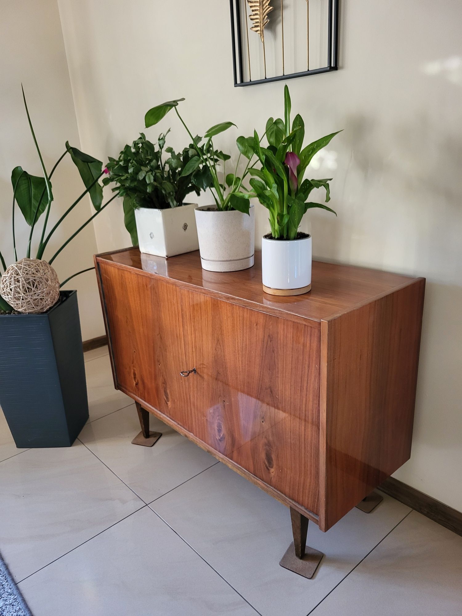 Komoda lakierowana lata 70.