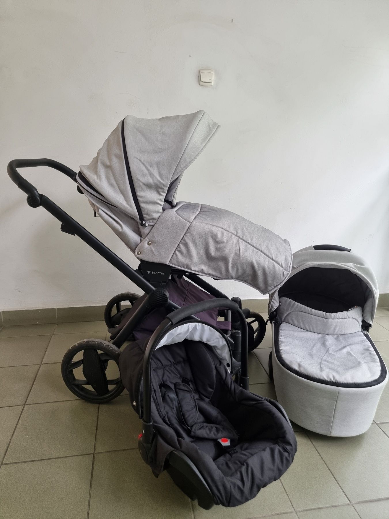 Wózek Invictus V-Plus