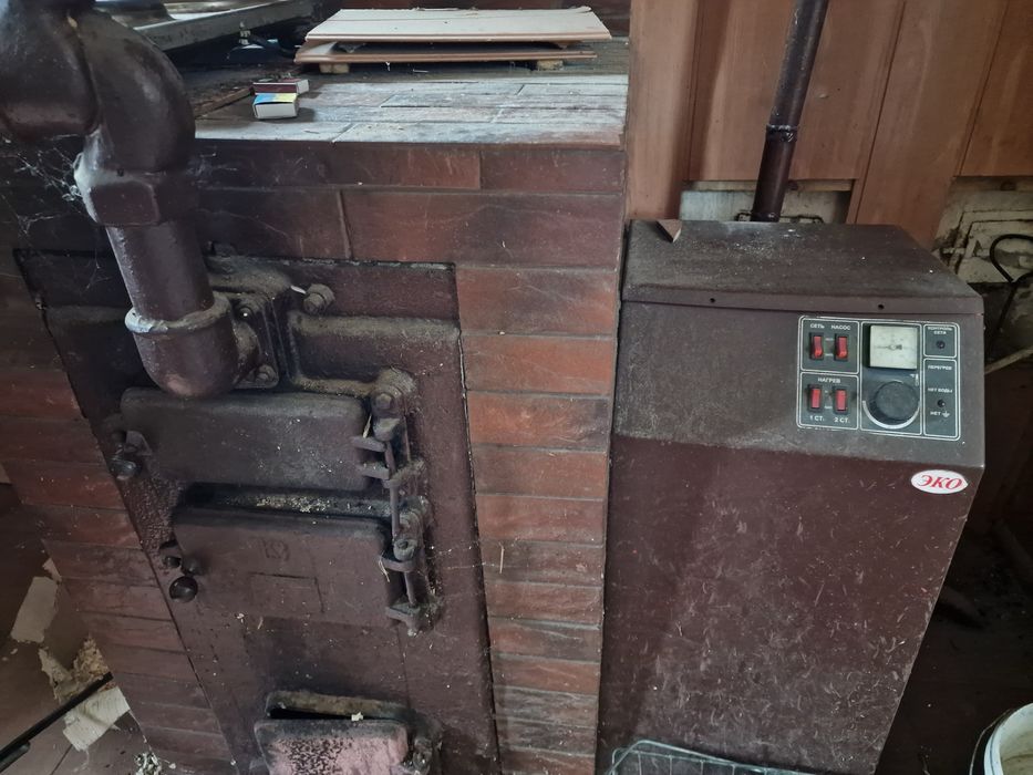 Продається комерційне фасадне приміщення м.Колки