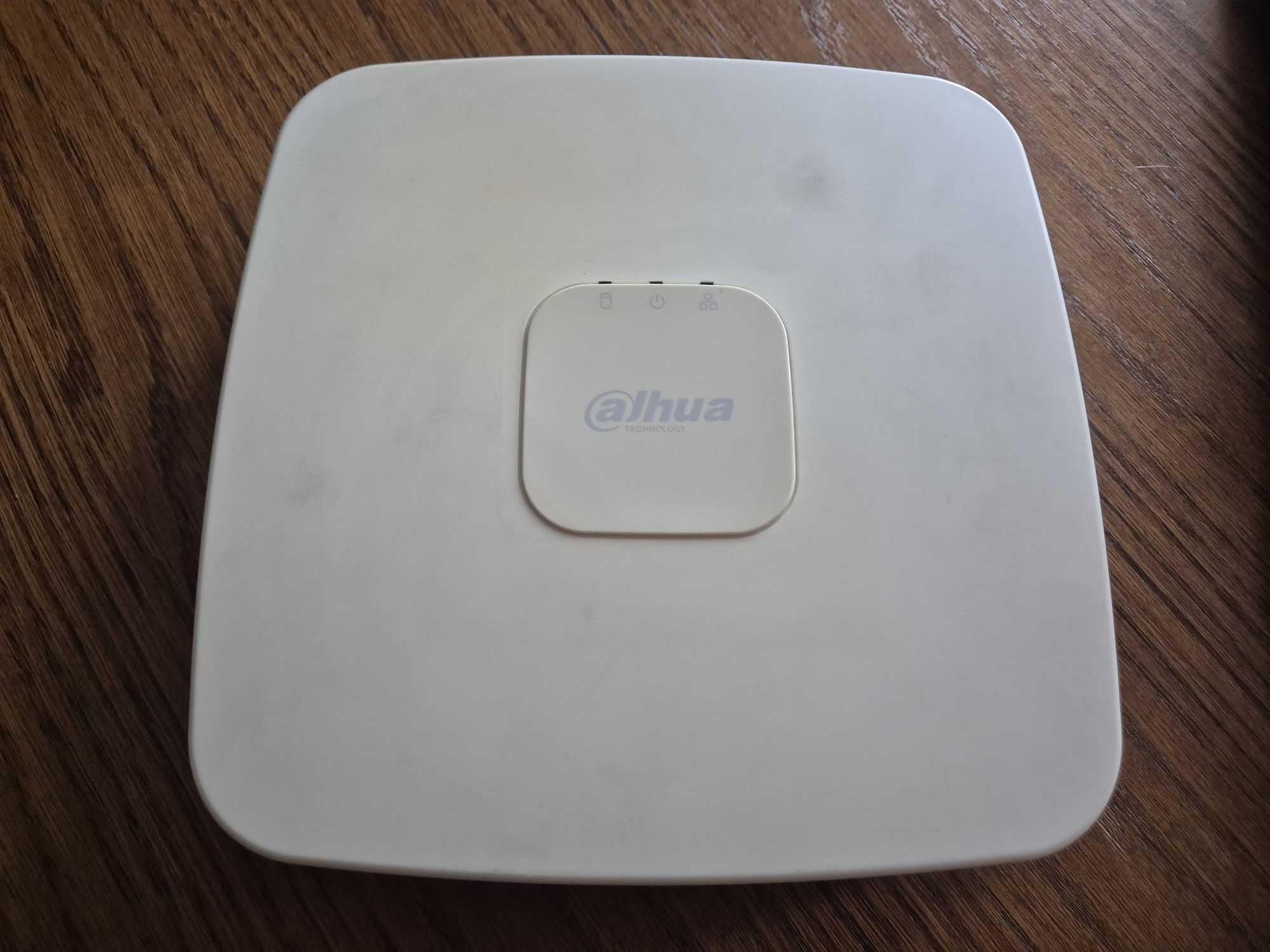 Rejestrator Dahua NVR2108-4KS2 (8 kamer) Super Stan Polecam - AKTUALNE