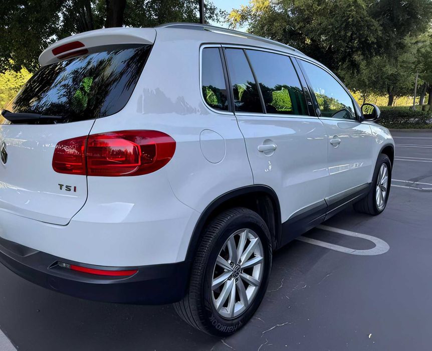 Volkswagen Tiguan      2017
