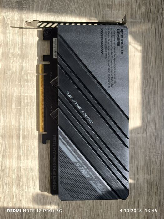 ASUS ROG Hyper M.2 Card