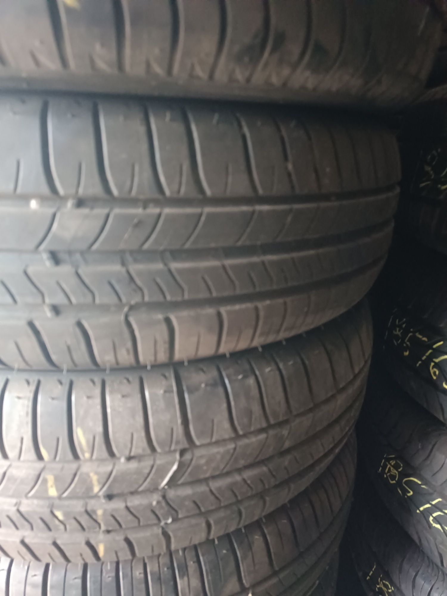 opony 185/65R14 jak nowe