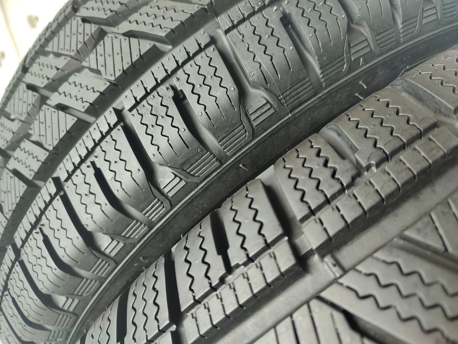 Opony 215/70 R 15 C Hankook Winter Icept LV Jak Nowe