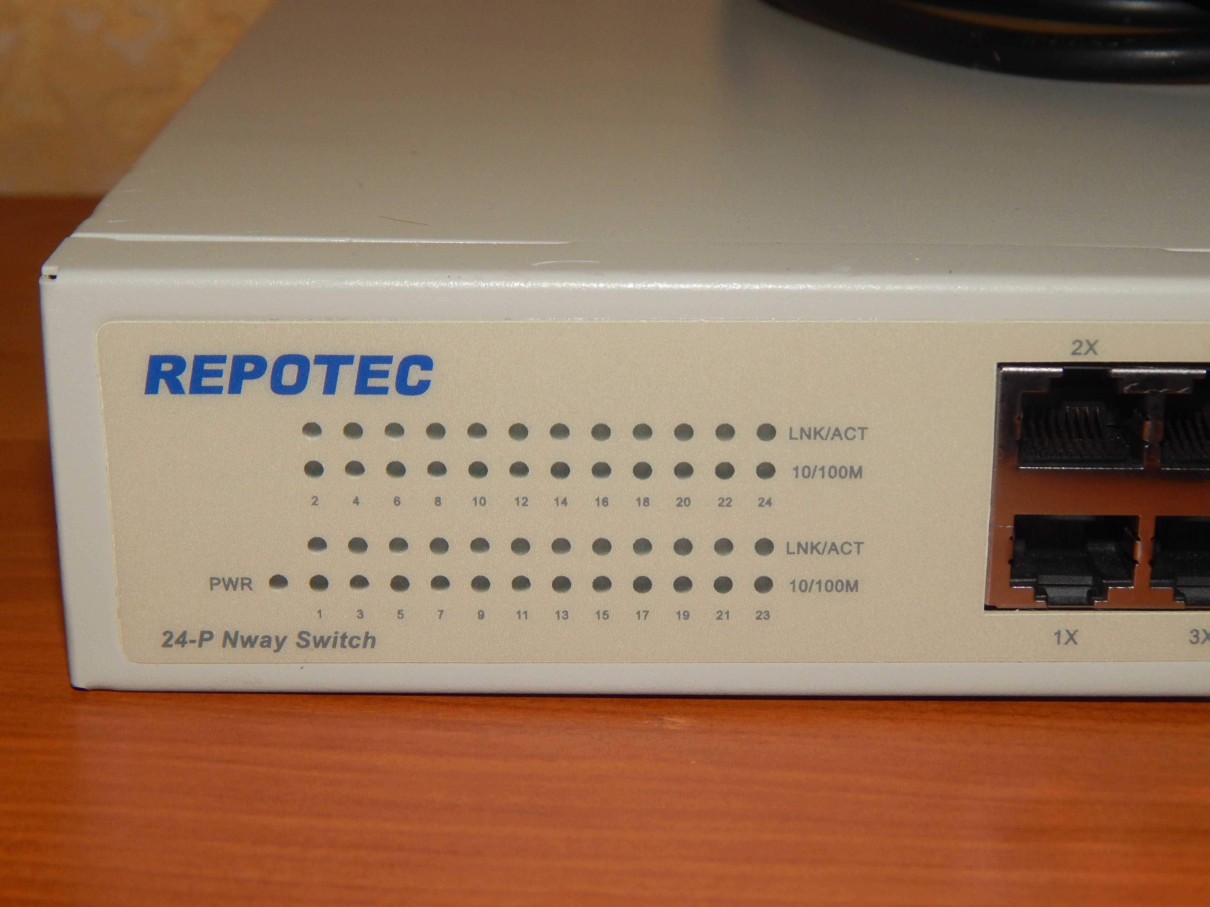 Коммутатор комутатор суич REPOTEC Switch Fast Ethernet 24 порта 10/100