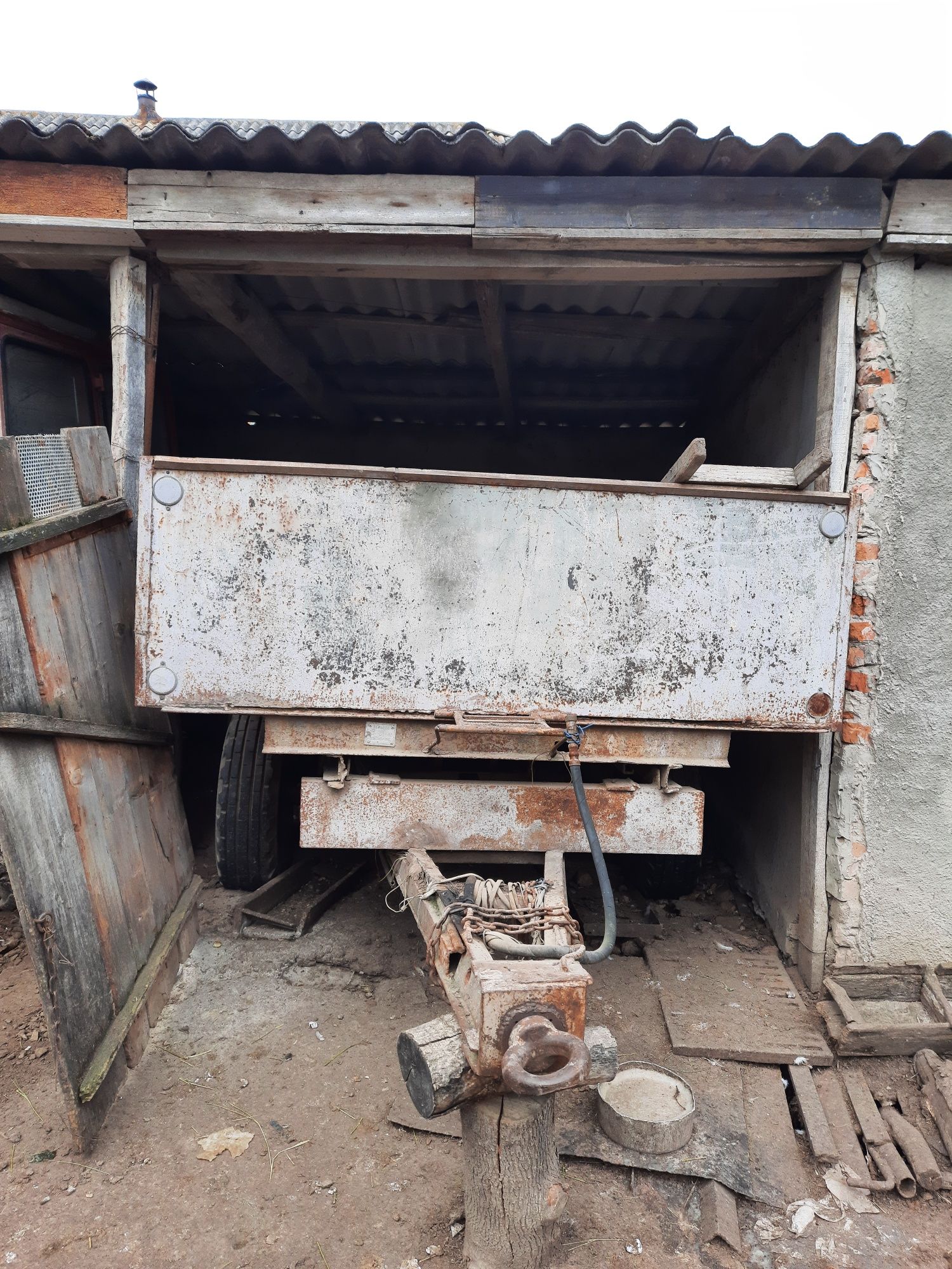 Продам трактор Т-25А, причеп і різну навіску