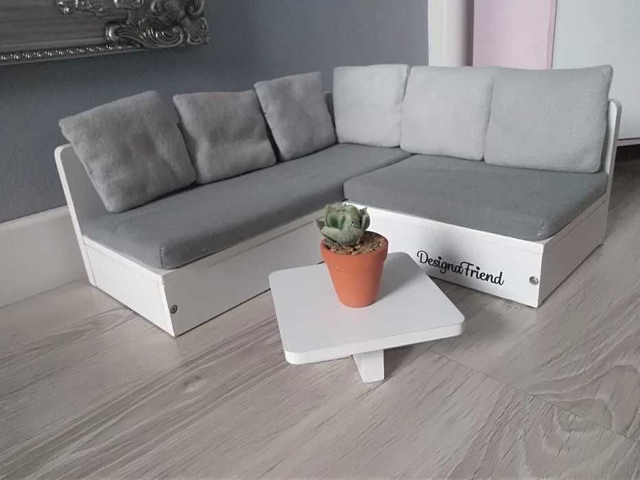 Drewniany narożnik i stolik dla lalek Designa Friend, Our Generation