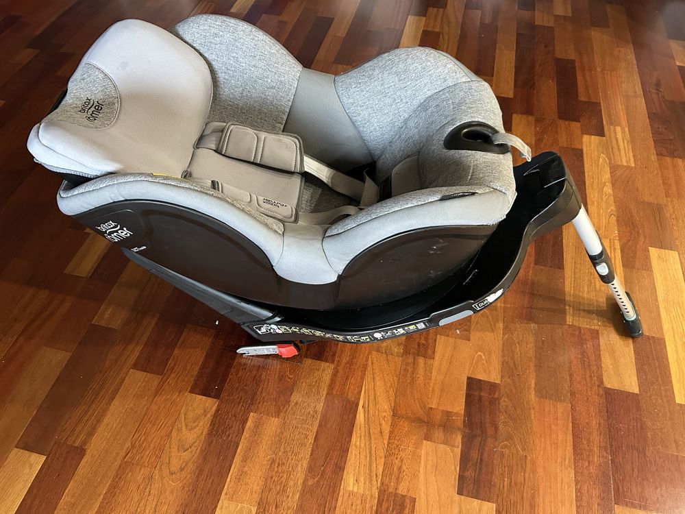 Fotelik 360 Britax Romer Dualfix M i-Size Grey 0-18