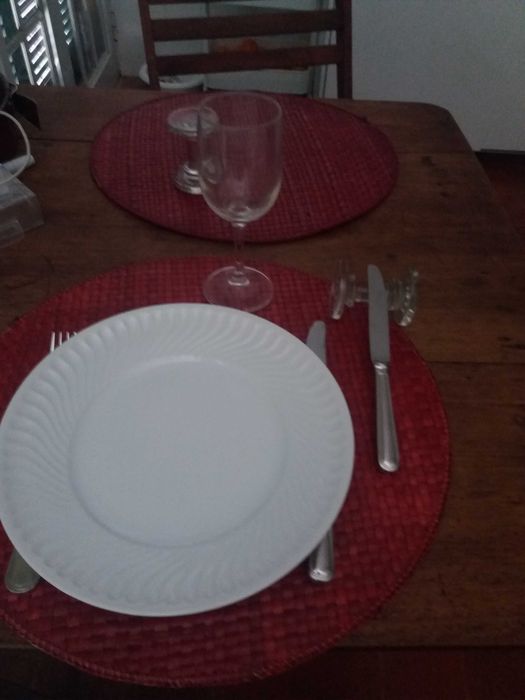 Apoio para Talheres em vidro com mais de 80 anos