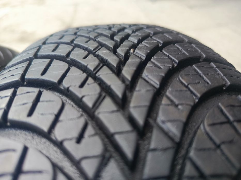 Sprzedam bardzo ładne opony Dębica 165/70 r14