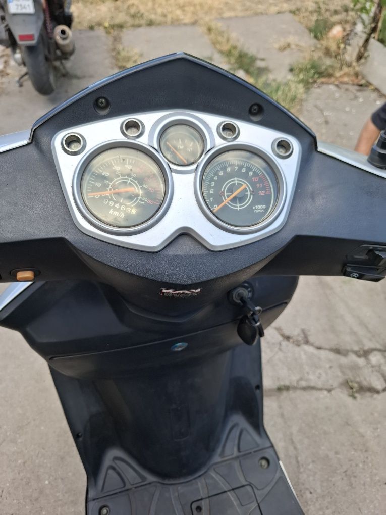Продам скутер в отличном качестве