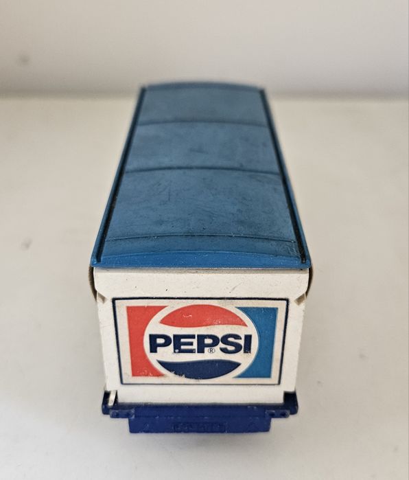 Miniatura carrinha Ford