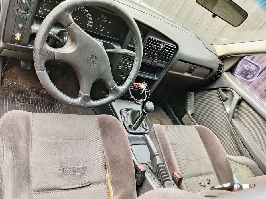 Продам Опель под розбор