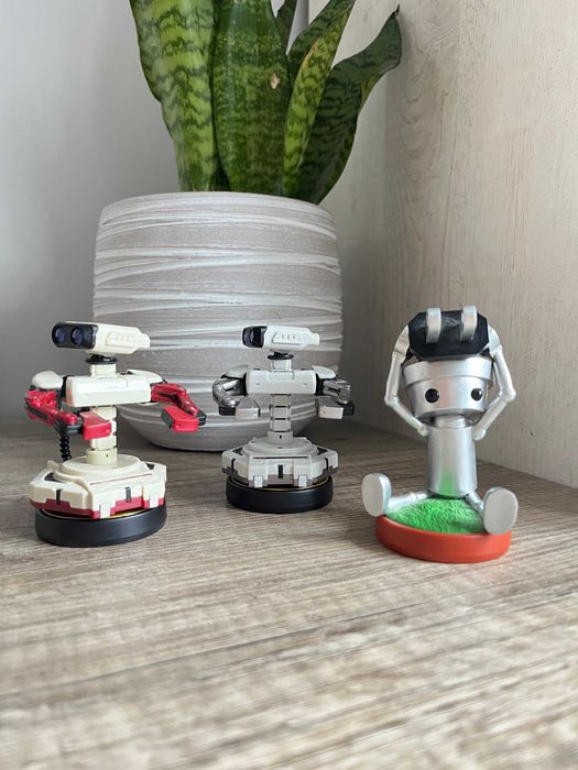 Amiibos R.O.B. e Chibi-Robo