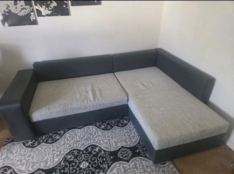 Продам куток у вітальню