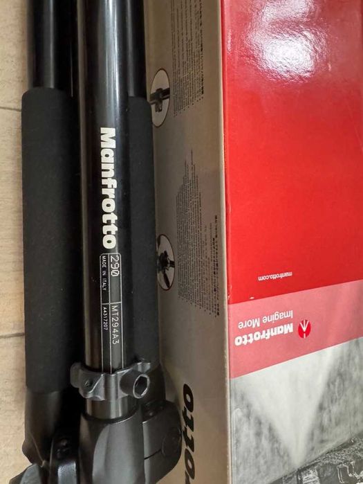 Tripe 290 MT294A3 e Cabeça 804RC2 Manfrotto