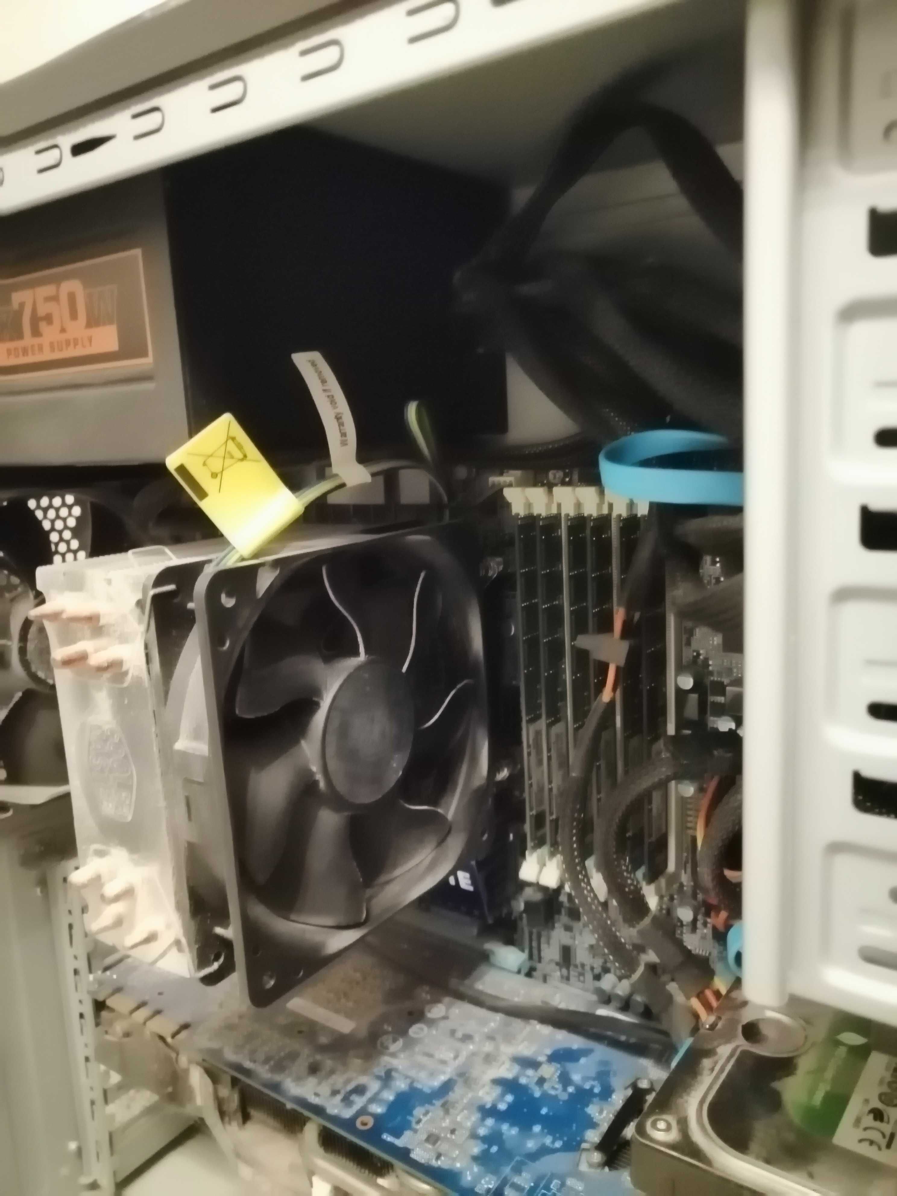 Sprzedam Komputer PC