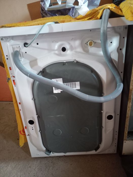 Пральна машина AEG