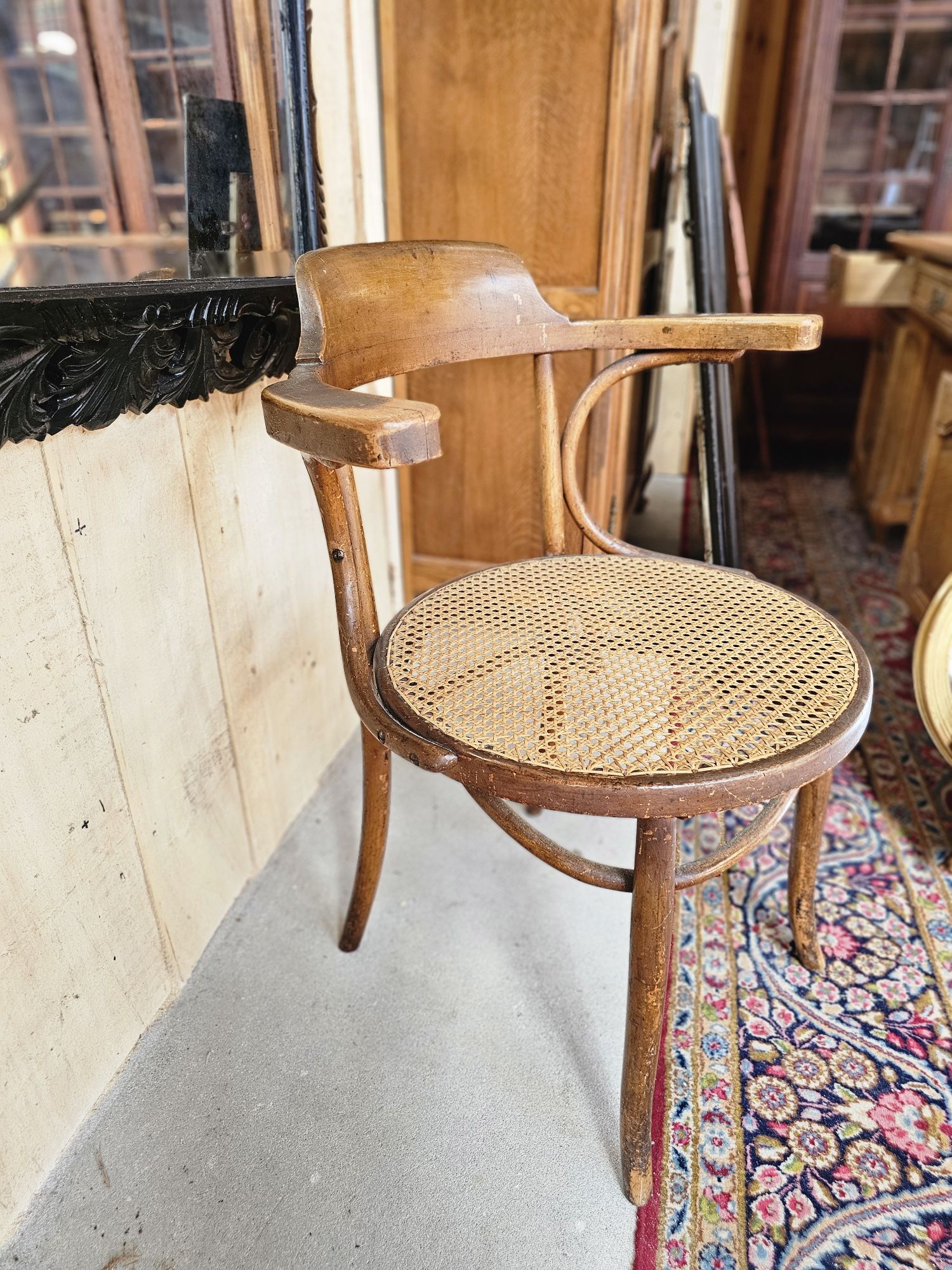 Duże krzesło tonet z rafią  #934 Antyki Stylowy Węgrów