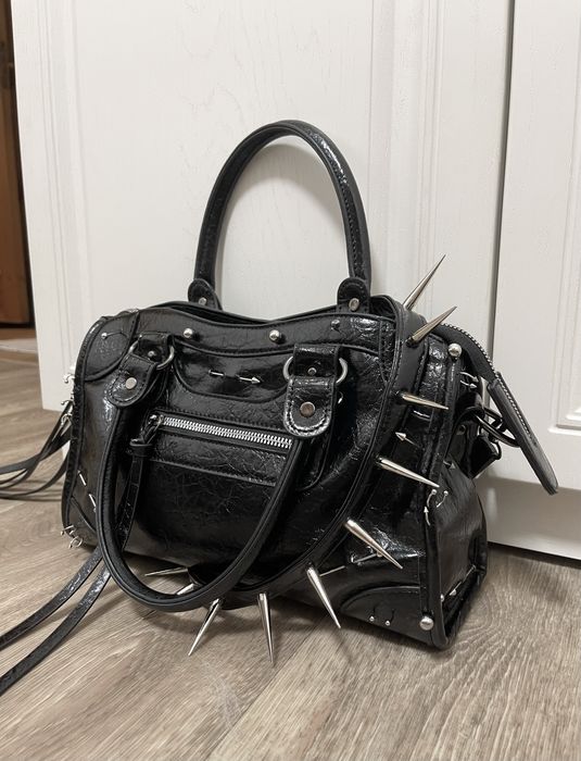 Сумка opium punk, кастомная сумка, сумка с шипами, city bag type