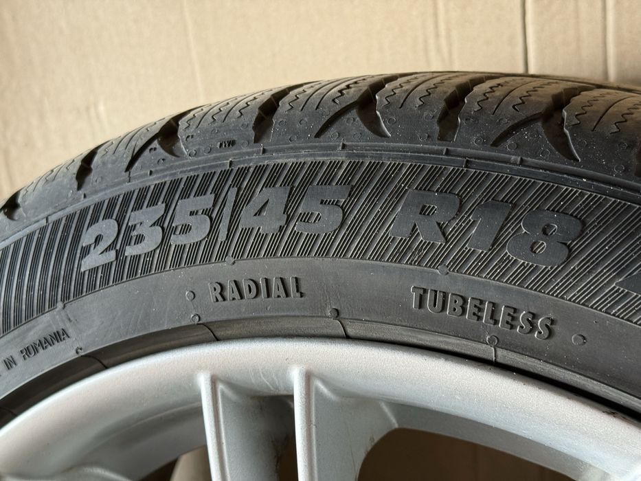 Титанові легкосплавні диски R18 з зимовою гумою