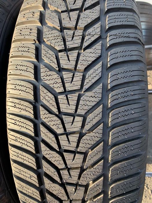Шини нові 235/65 r17 пара Hankook 2023р зима