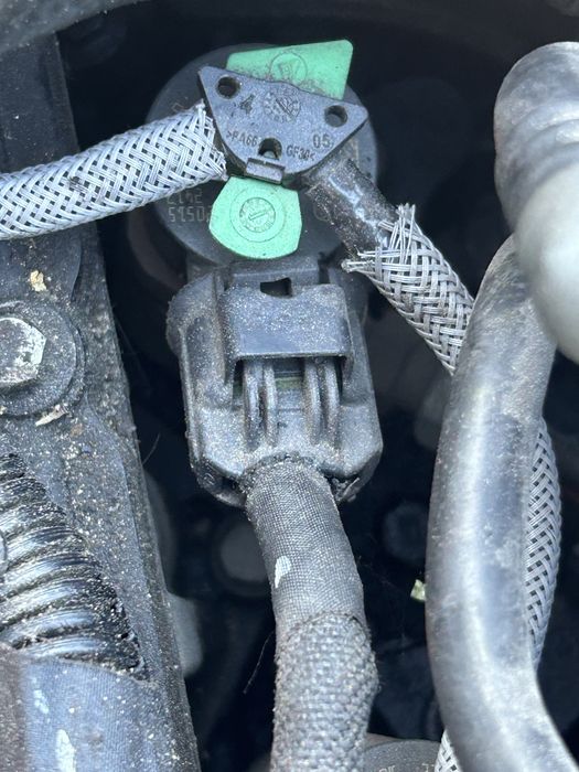 Двигун мотор Peugeot Citroen Ford Volvo 1.6 HDI 8V