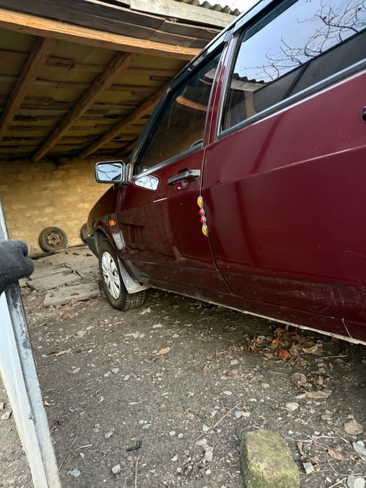 Продам машину ваз 2199