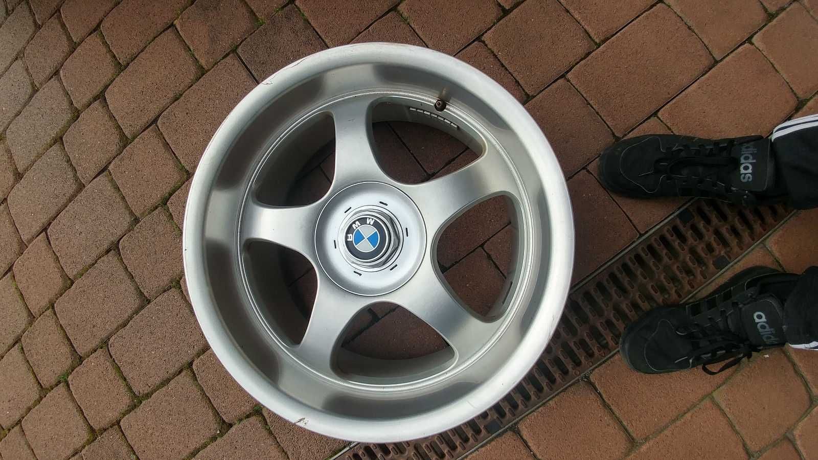 Jantes raras Borbet em 18x8 de aba larga