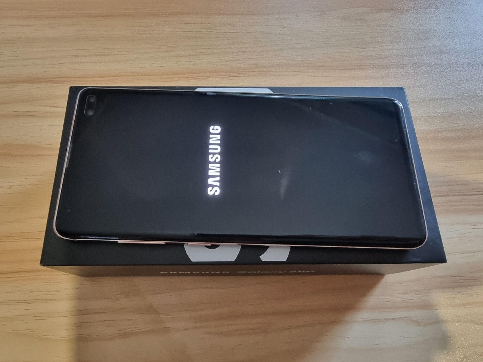 Samsung Galaxy s10+ s10 plus ceramic white 512gb słuchawki Bluetooth