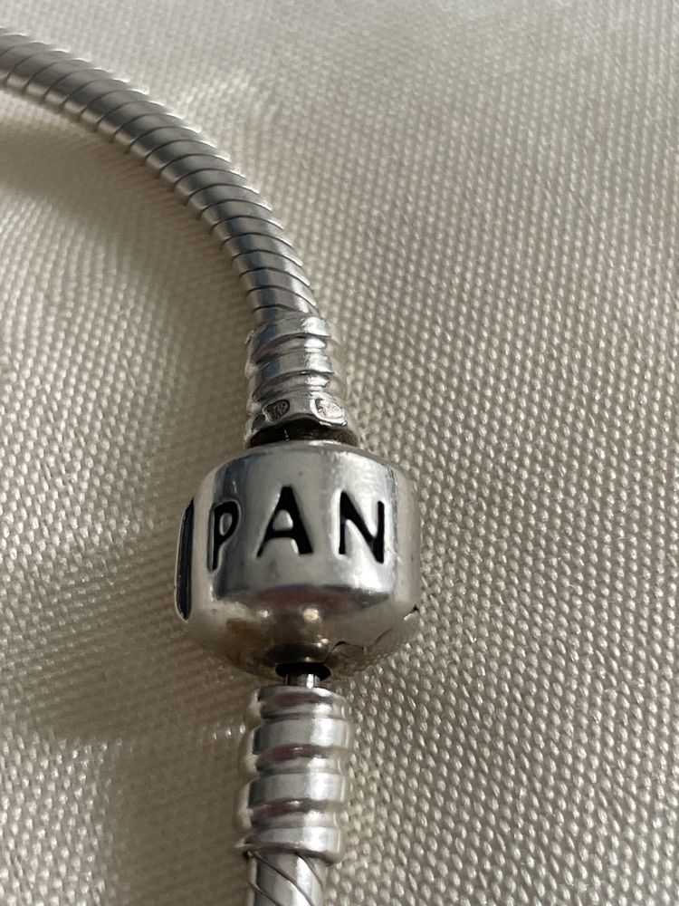 Pulseira da Pandora com 7 contas (vende-se separado também)