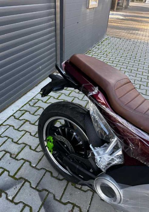 Електричний мотоцикл YOUYAKU E5