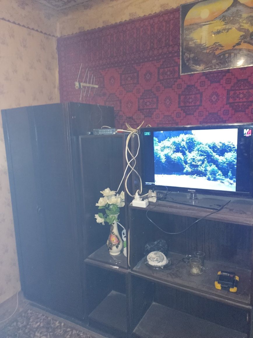 Продам горку для прихожей,гостиной