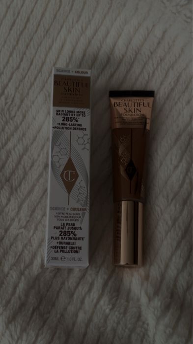 Charlotte Tilbury Beautiful Skin Foundation