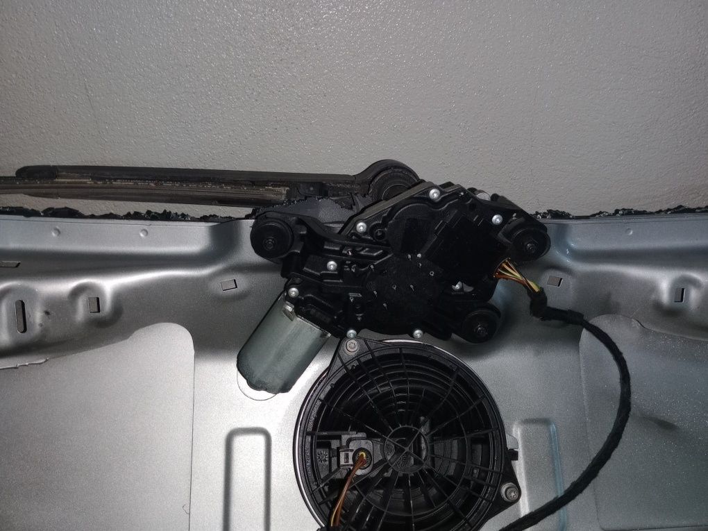 Puxador/fecho mala VW polo 6R