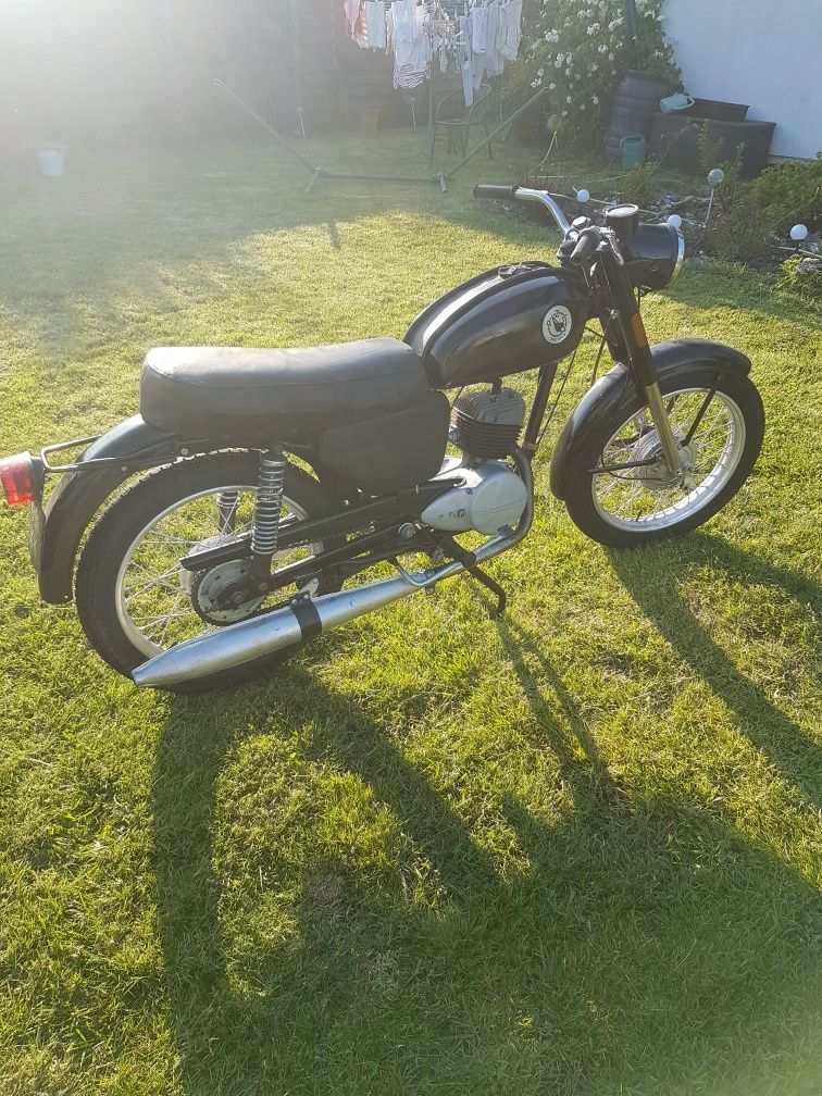 Wsk 125  sprawna