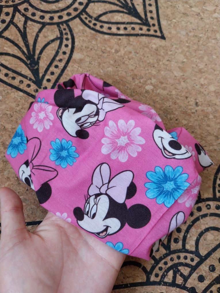 Różowy wiosenny komin dla dziewczynki Minnie Mouse Disney Myszka Minni