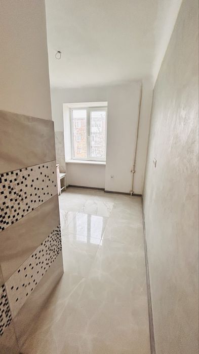 Продаж 2-х кім з євроремонтом