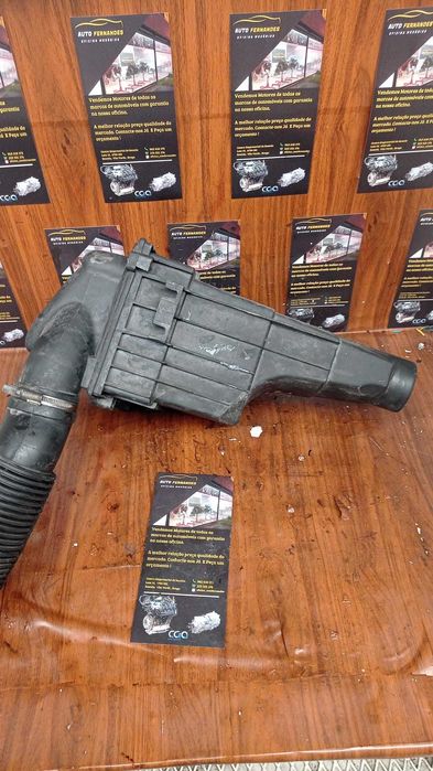 Caixa de filtro ar Peugeot 206  ref:9 6 3 4 1 0 7 1 8 0