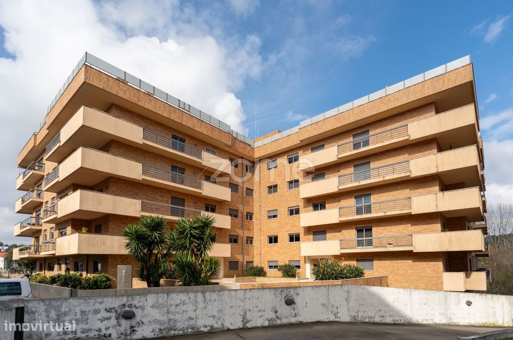 Penthouse T3-área privativa 172 m² e terraço com 104 m²-último piso...