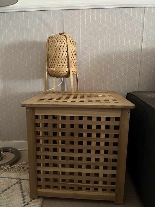 Mesa de apoio com arrumacao + candeeiro