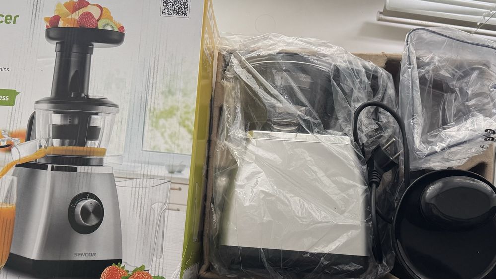 Соковыжималка Sensor Slow Juicer SasJ4041BK новая