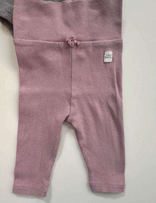 Zestaw Body w kwiatki & spodenki, r.62