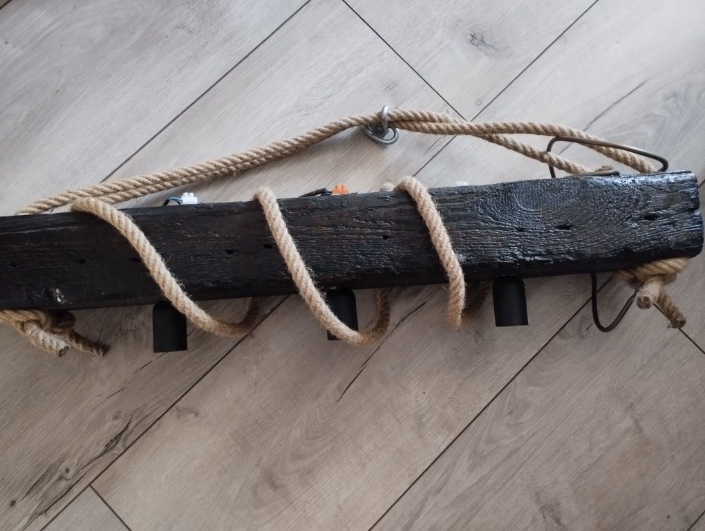 Ręcznie robiona lampa z drewna ,loftowa