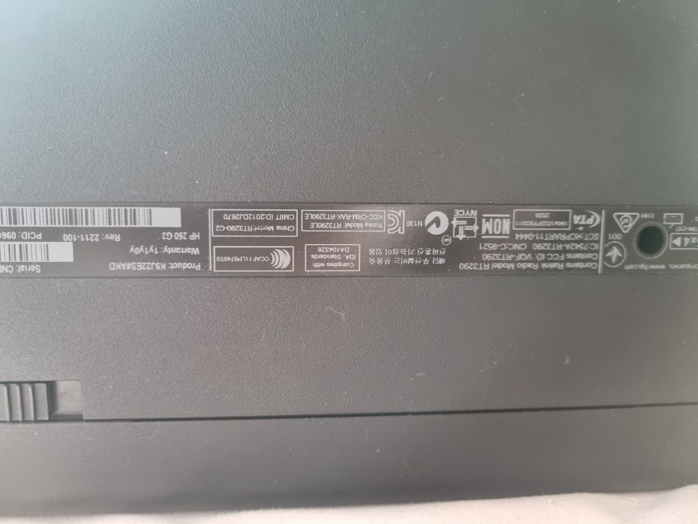 Laptop HP i3 uruchamia się