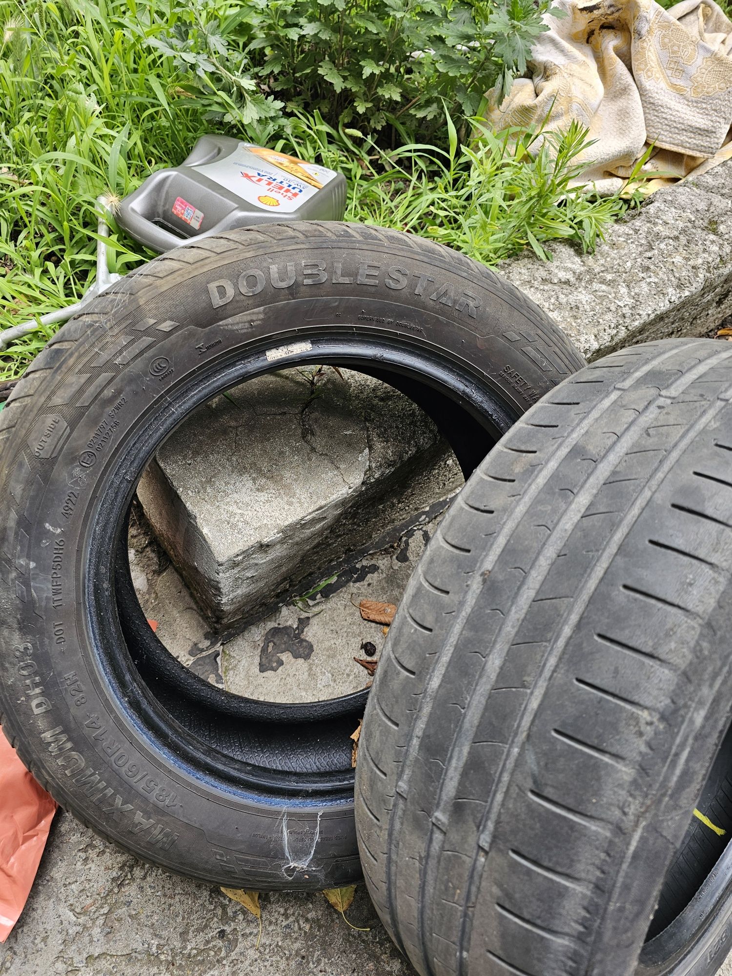 Продам летнюю резину 185/60 R14