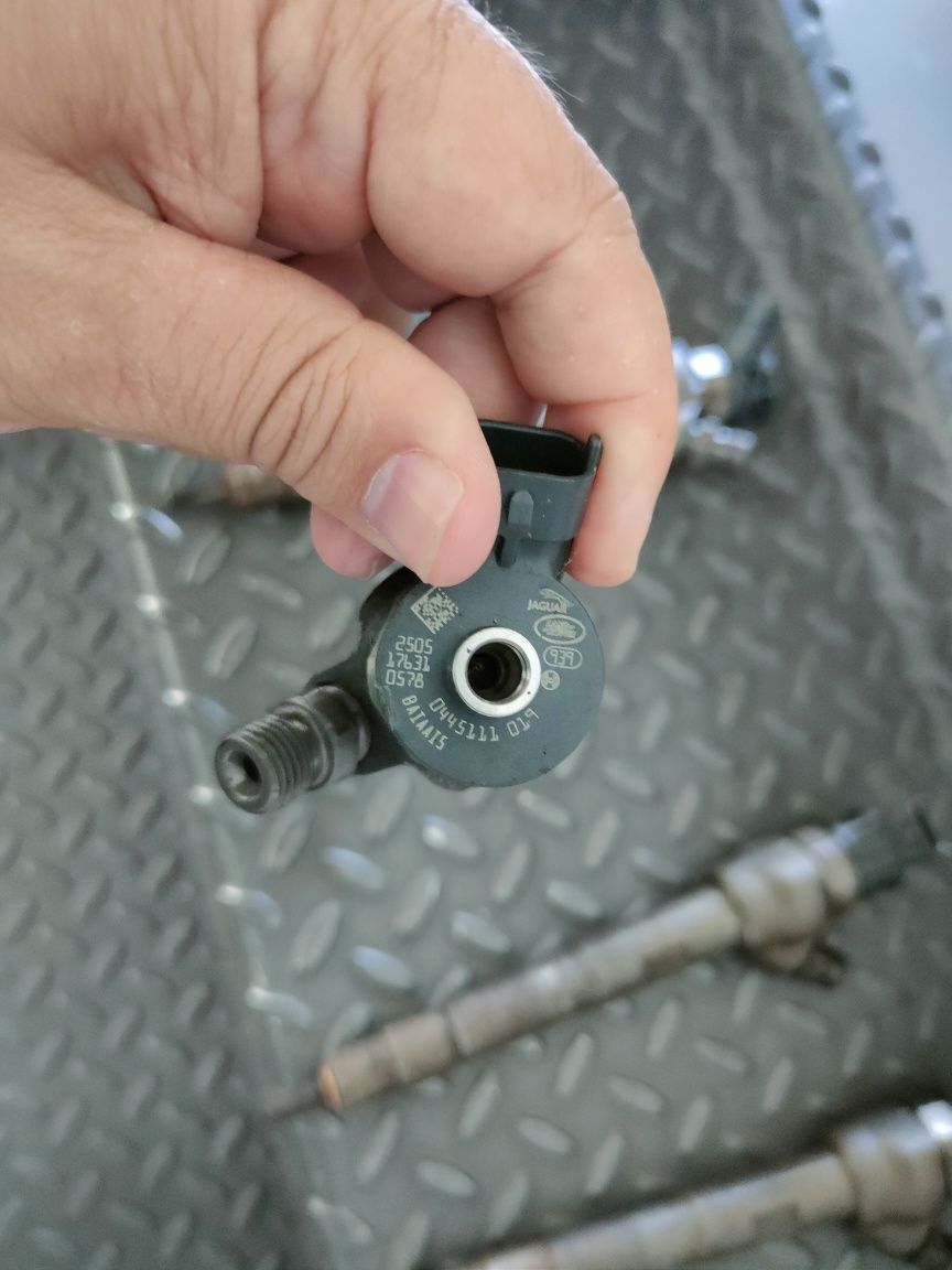 Turbo e 4 injectores originais Jaguar XF 2.0d 180cv