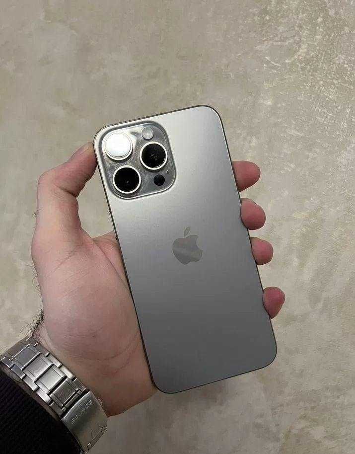 iPhone 15 Pro Max 256 GB