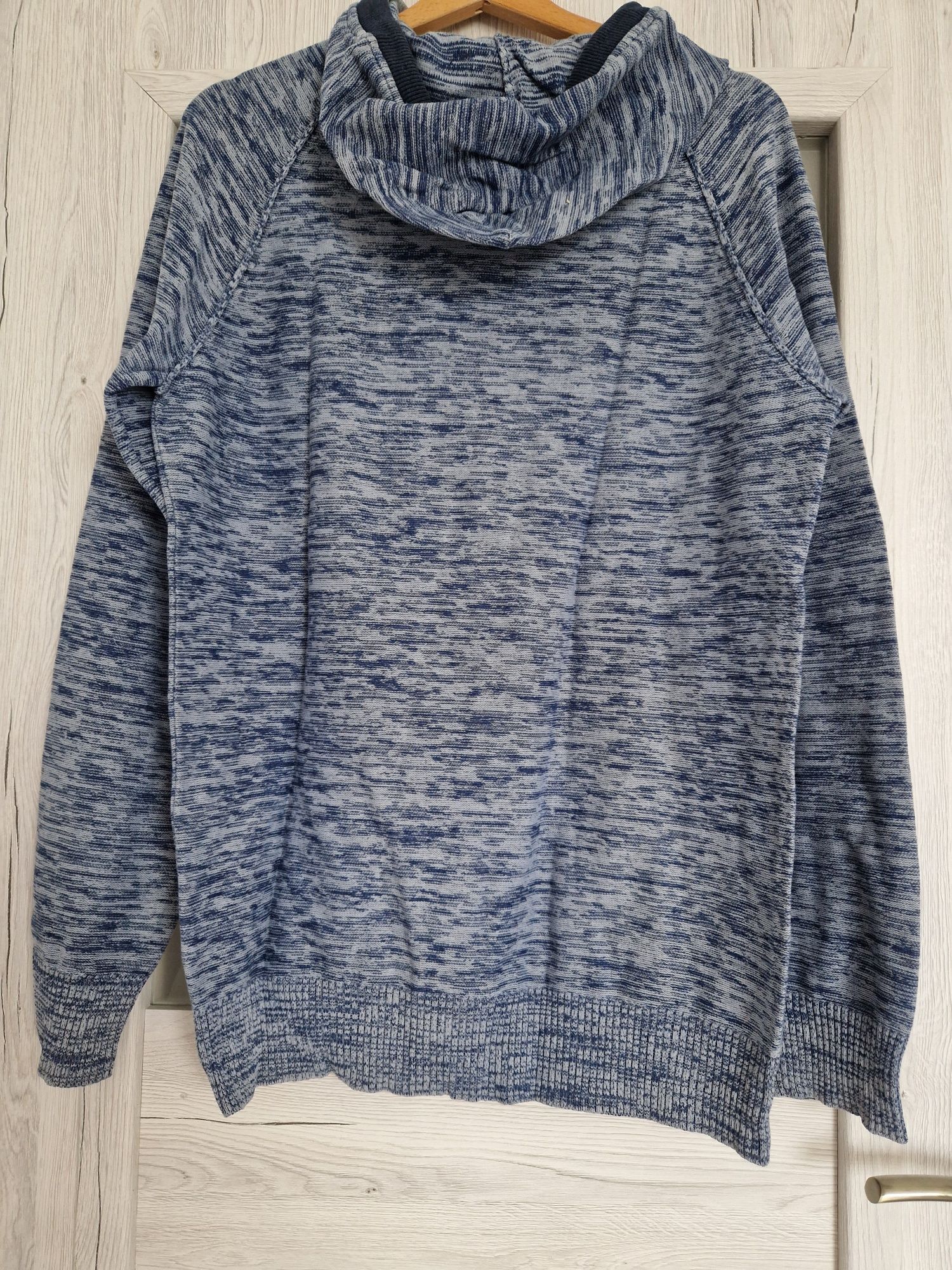 Sweter z kapturem sweterek bluza Reserved L niebieska