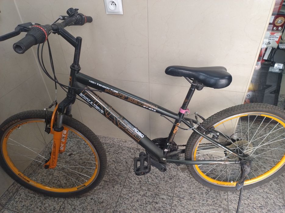 (1641/25) ROWER Freeroad Sport8 Equipment